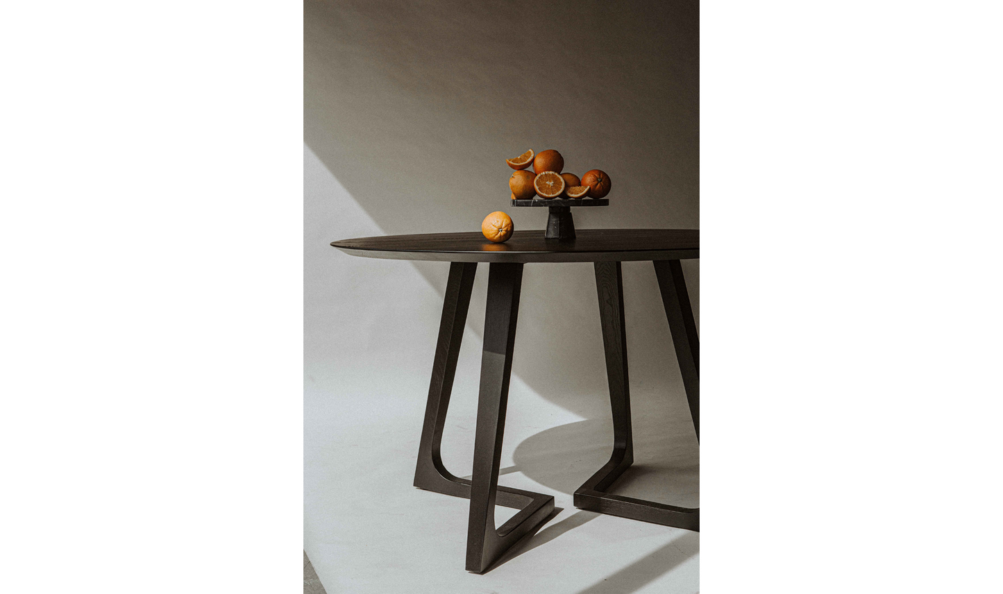 Moe Godenza Dining Table