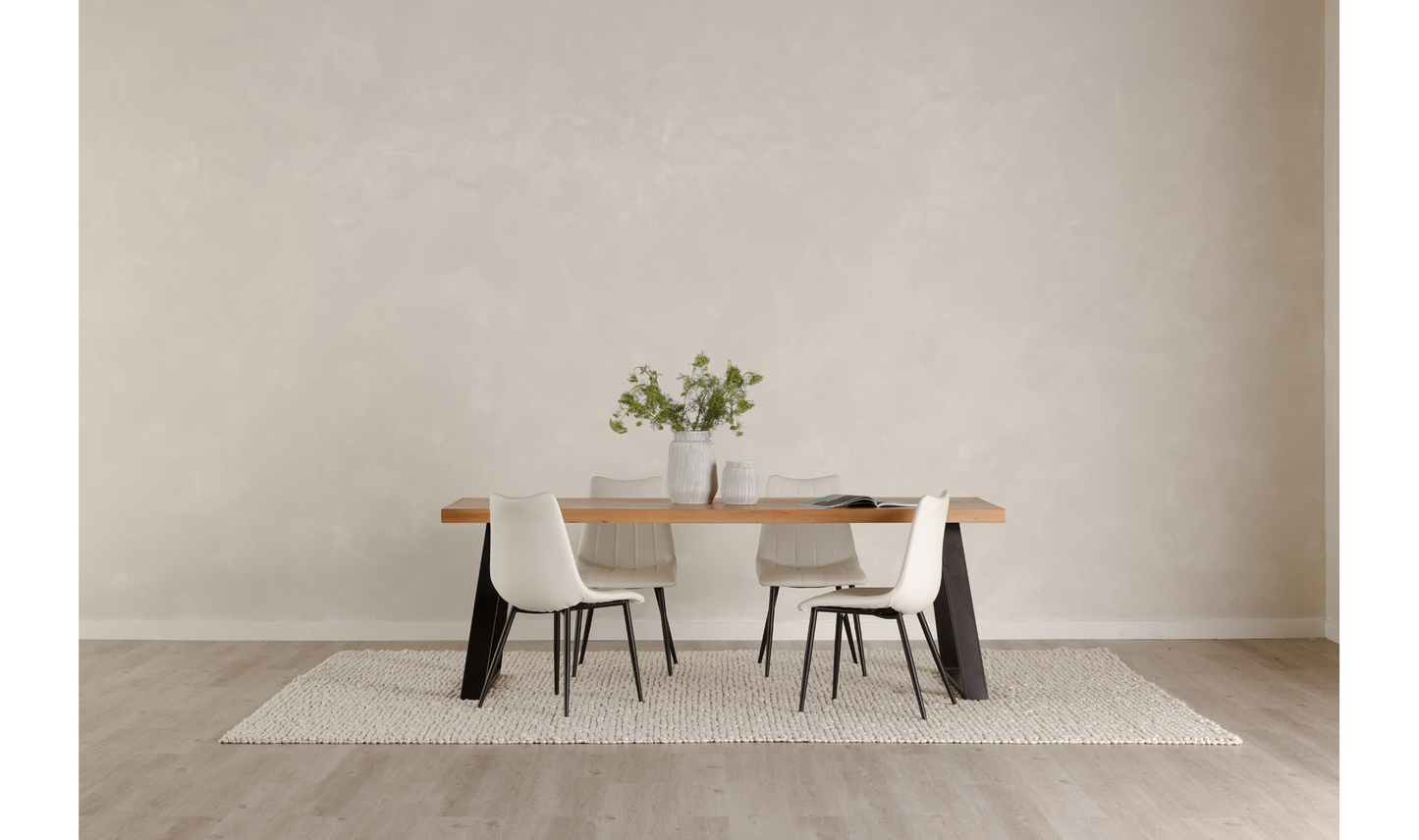 Moe Mila Dining Table