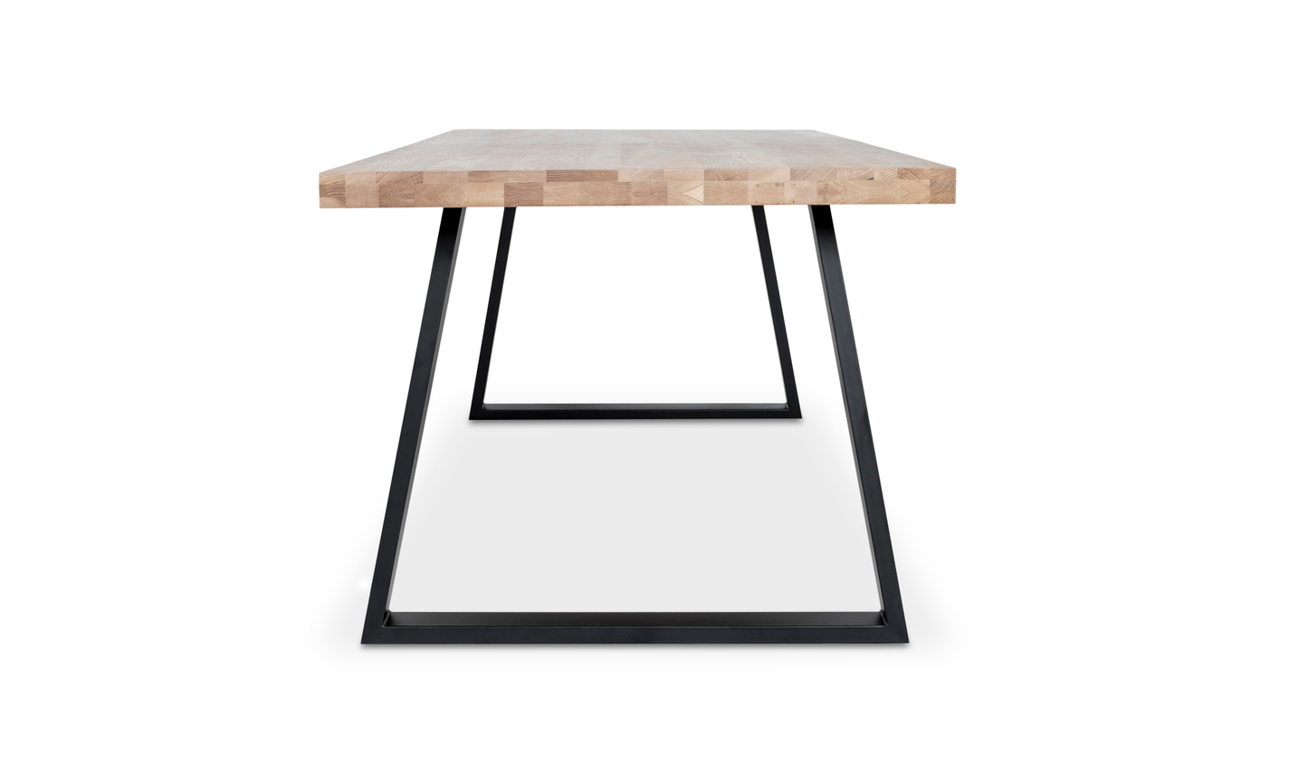 Moe Mila Dining Table